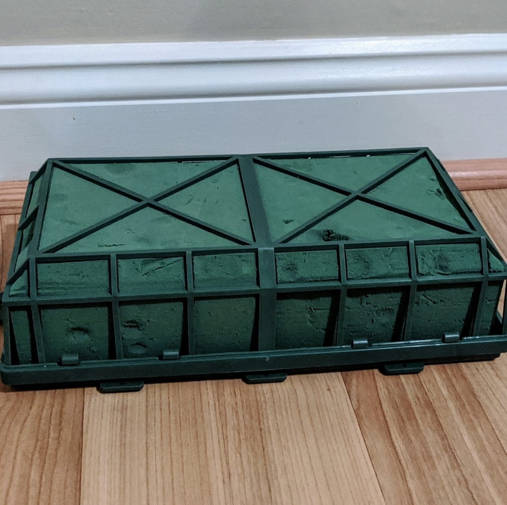 🌺Oasis Jumbo Floral Foam Cage
